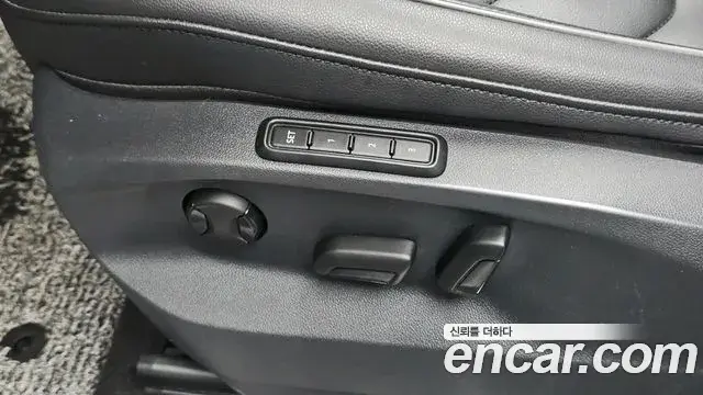 Volkswagen Tiguan 2023 — Şəkil 11/33