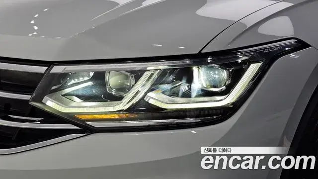 Volkswagen Tiguan 2023 — Şəkil 13/33