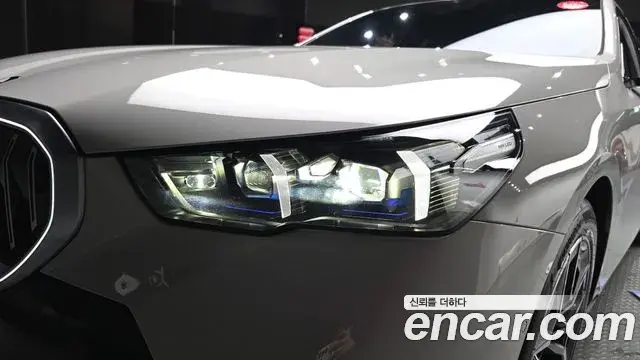 BMW 5 Series 2026 — ფოტო 7/35