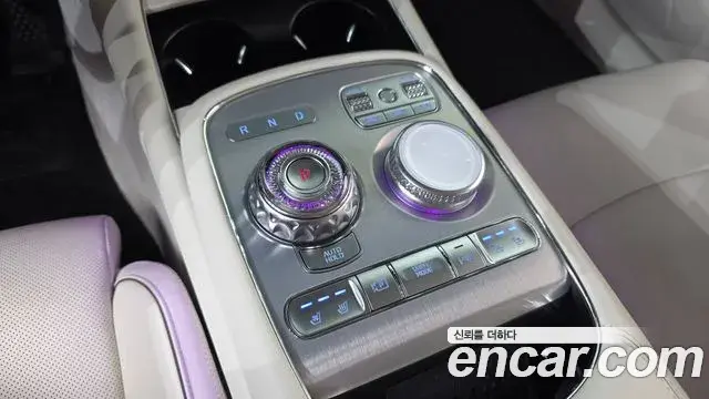 Genesis G90 2022 — Photo 3/39