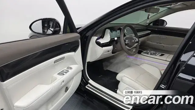 Genesis G90 2022 — Photo 29/39