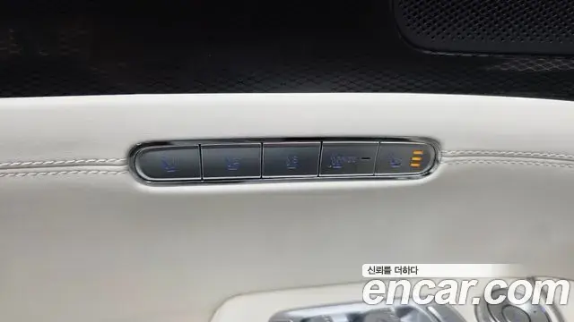 Genesis G90 2022 — Photo 35/39