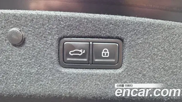 Kia K8 2025 — Şəkil 21/36
