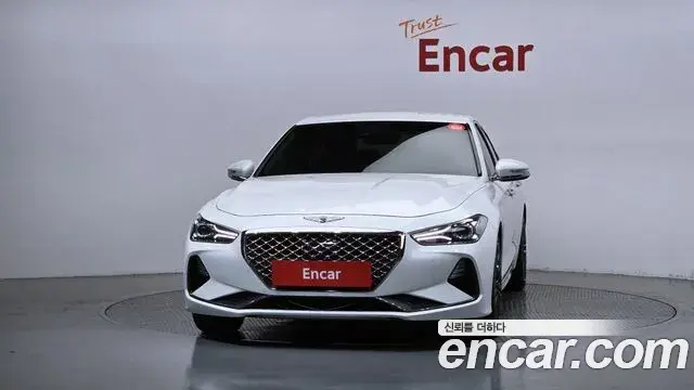 Genesis G70 2019 — ფოტო 19/20