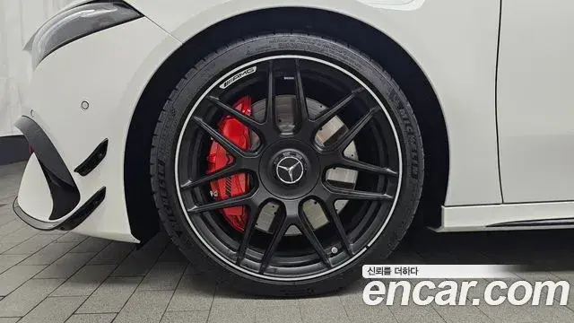 Mercedes-Benz A-Class 2025 — ფოტო 25/30