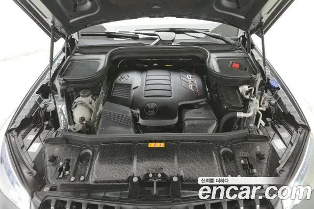 Mercedes-Benz GLE-Class 2025 — Фото 5/18