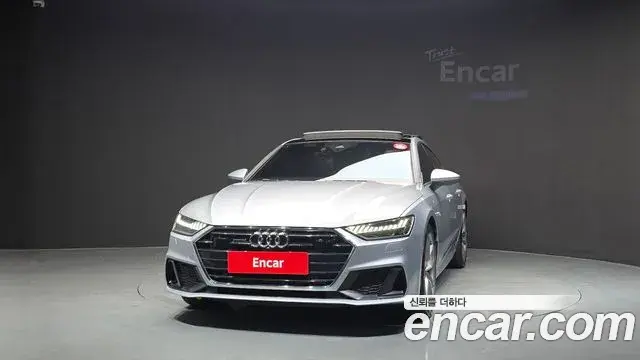 Audi A7 2021 — Фото 2/20