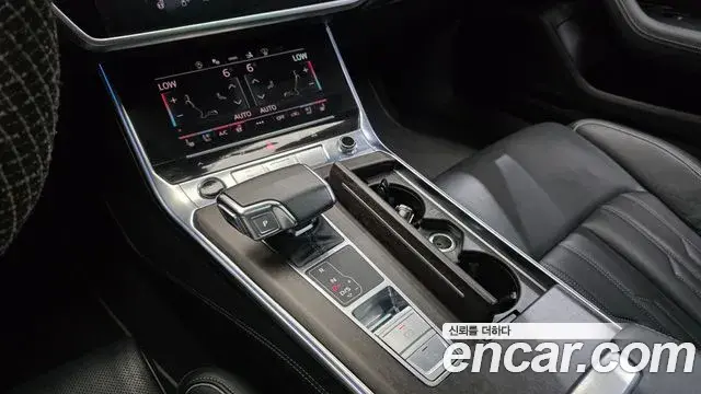 Audi A7 2021 — Фото 7/20