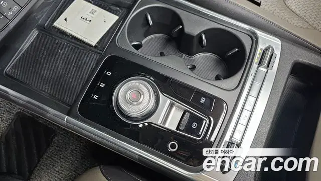 Kia Carnival 2025 — Фото 9/20