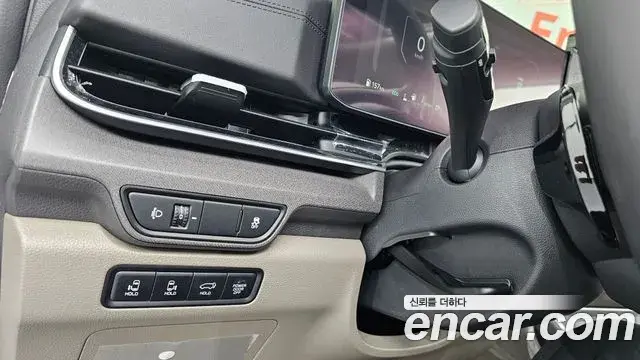 Kia Carnival 2025 — Фото 11/20