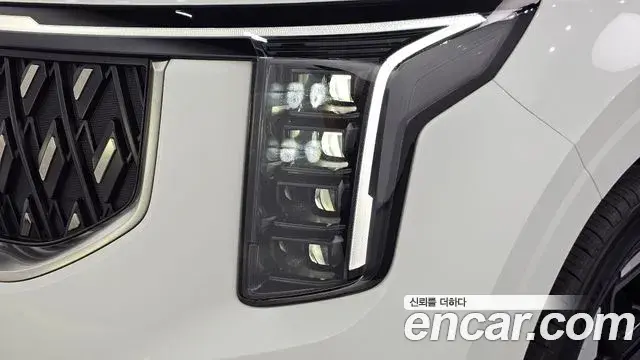 Kia Carnival 2025 — Photo 21/32