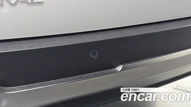 Kia Carnival 2025 — Photo 10/32