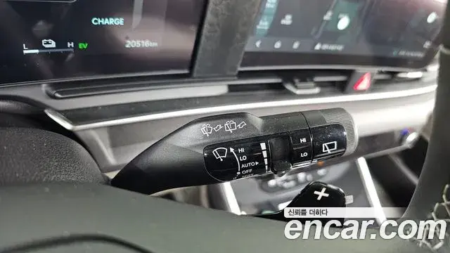 Kia Carnival 2025 — Photo 12/32