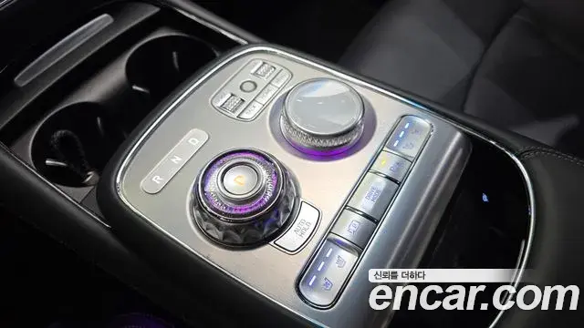 Genesis G90 2022 — ფოტო 10/20