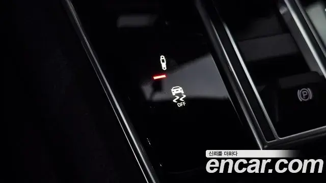 Porsche Panamera 2021 — Фото 13/20