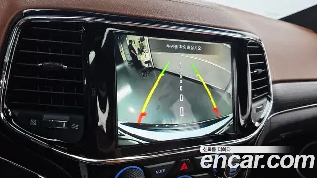 Jeep Grand Cherokee 2020 — Şəkil 18/35