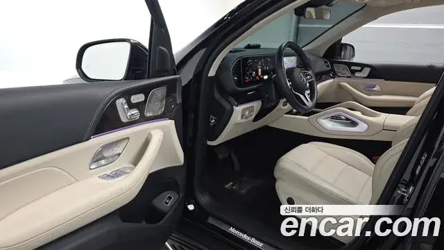 Mercedes-Benz GLE-Class 2023 — ფოტო 14/20