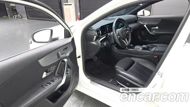 Mercedes-Benz A-Class 2021 — Şəkil 10/20