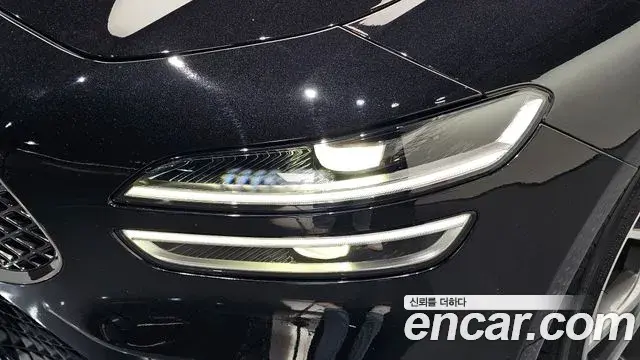 Genesis G70 2020 — Photo 16/35