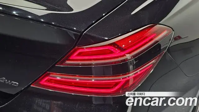 Genesis G70 2020 — Photo 7/35