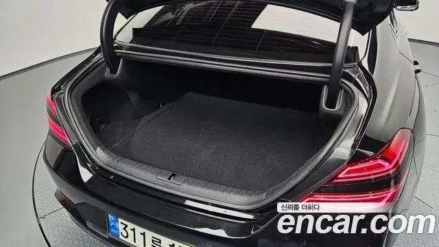 Genesis G70 2020 — Photo 32/35