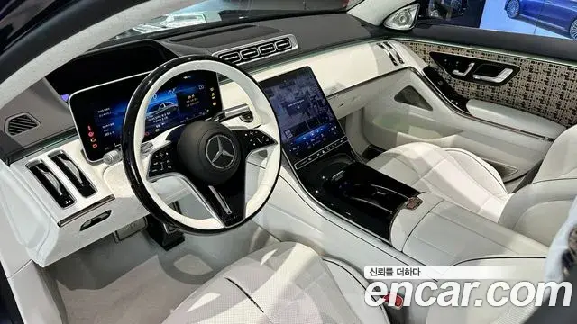 Mercedes-Benz S-Class 2023 — ფოტო 18/20