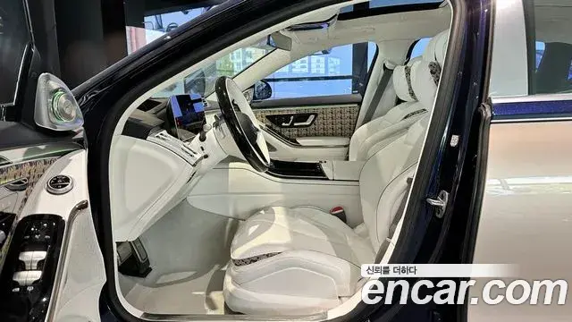 Mercedes-Benz S-Class 2023 — ფოტო 8/20