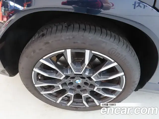 BMW X6 2024 — Photo 8/20