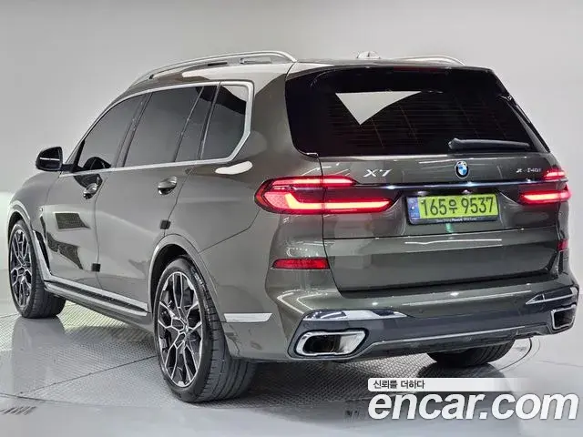 BMW X7 2024 — Photo 11/20