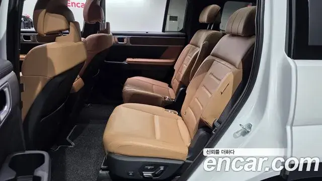 Hyundai Santa Fe 2024 — Фото 11/20