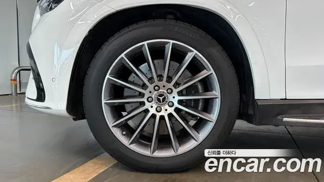 Mercedes-Benz GLE-Class 2025 — Фото 4/20