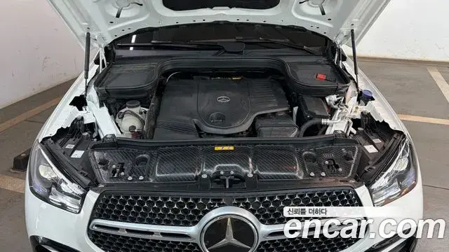 Mercedes-Benz GLE-Class 2025 — Фото 5/20