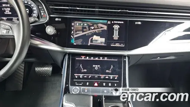 Audi Q7 2020 — Photo 12/20