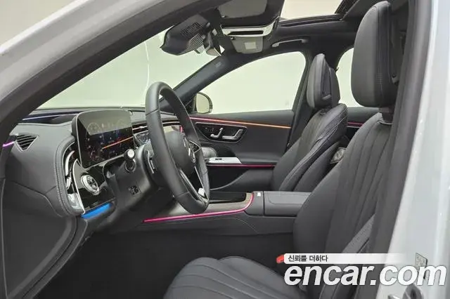 Mercedes-Benz E-Class 2025 — Photo 20/20