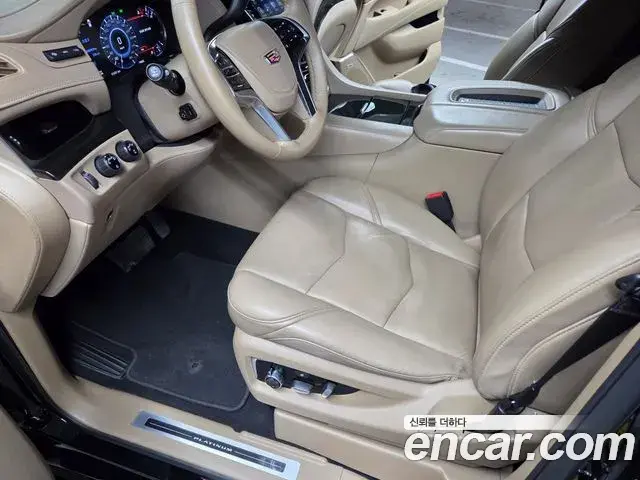 Cadillac Escalade 2018 — Photo 5/11