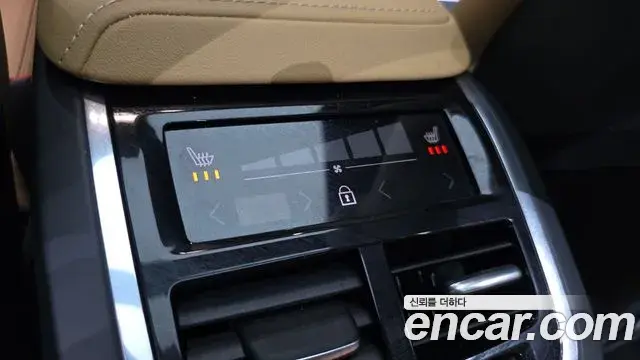 Volvo V60 Cross Country 2022 — ფოტო 4/36