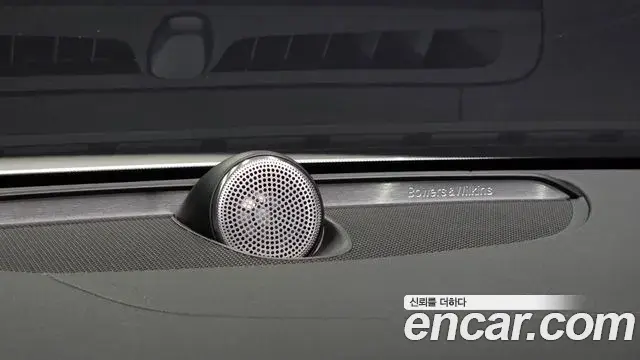 Volvo V60 Cross Country 2022 — ფოტო 19/36
