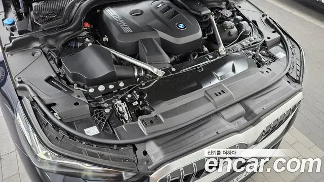 BMW 5 Series 2025 — Фото 6/20