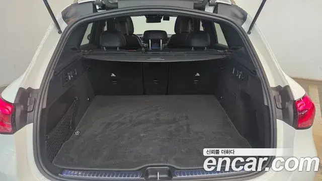 Mercedes-Benz GLC-Class 2025 — Фото 18/20