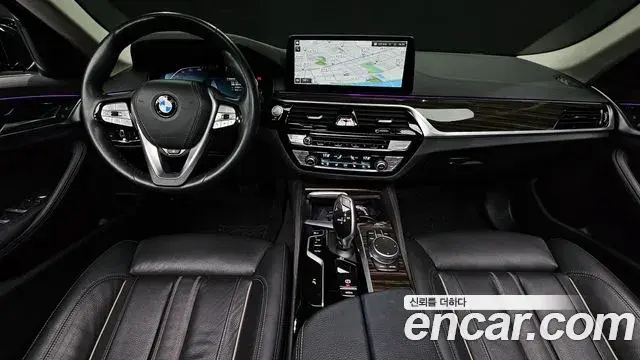 BMW 5 Series 2021 — Фото 7/20