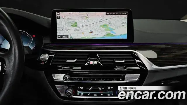 BMW 5 Series 2021 — Фото 13/20