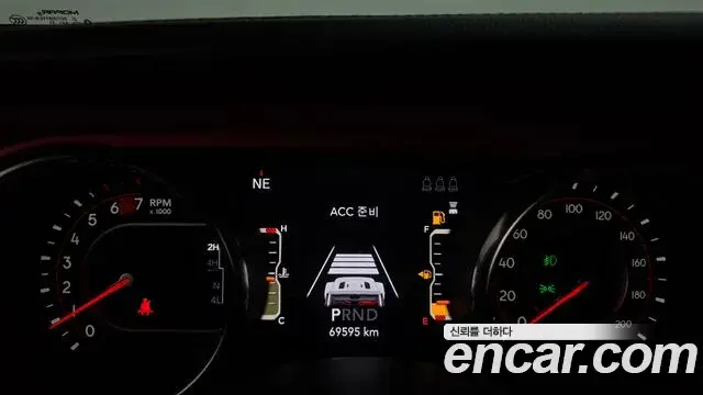 Jeep Wrangler 2021 — Фото 8/20