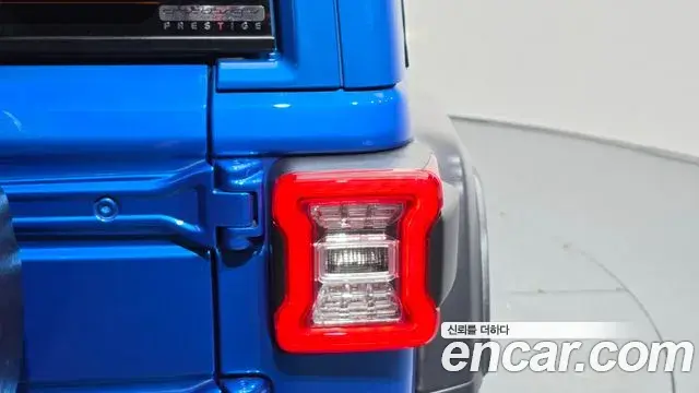 Jeep Wrangler 2021 — Şəkil 19/33