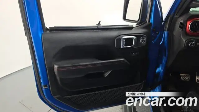 Jeep Wrangler 2021 — Şəkil 3/33