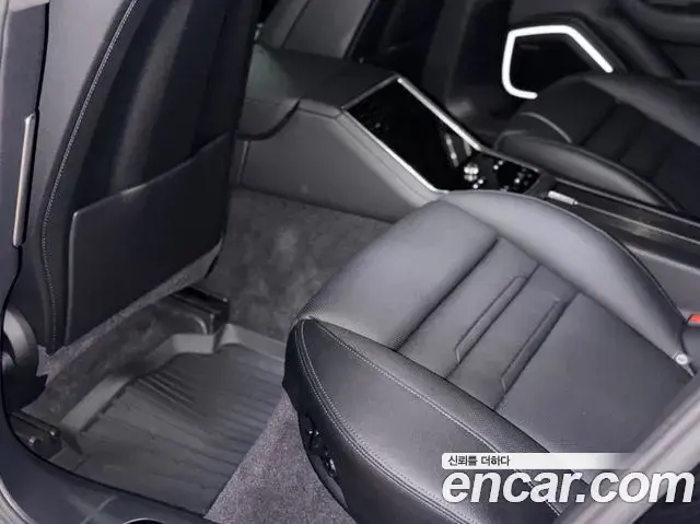 Porsche Panamera 2023 — Photo 6/20