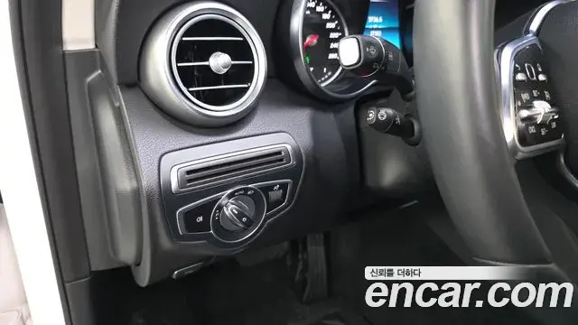 Mercedes-Benz C-Class 2020 — Фото 14/20