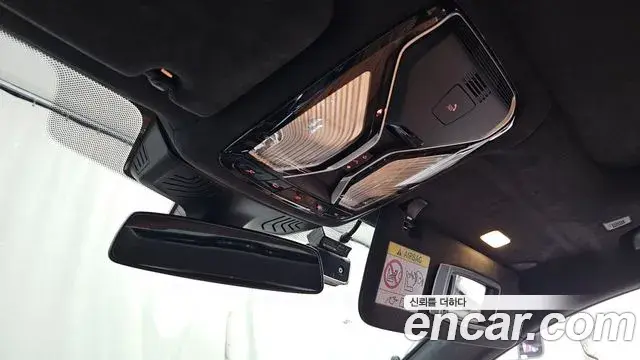 BMW 7 Series 2021 — ფოტო 19/41