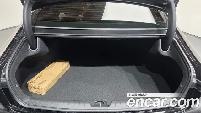 Hyundai Grandeur Hybrid 2025 — Şəkil 4/36