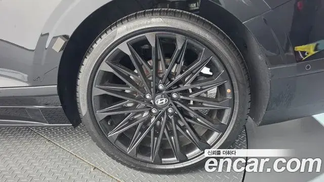 Hyundai Grandeur Hybrid 2025 — Şəkil 23/36