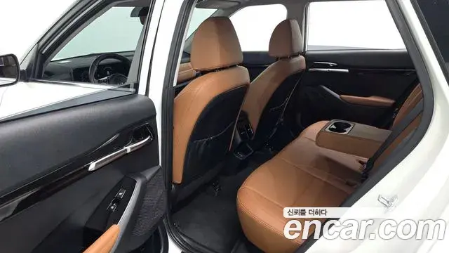 Kia Seltos 2023 — Şəkil 5/30